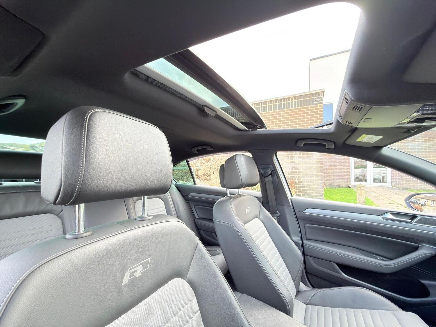 Used Volkswagen Passat 2017 for sale - 77888474: Photo 50