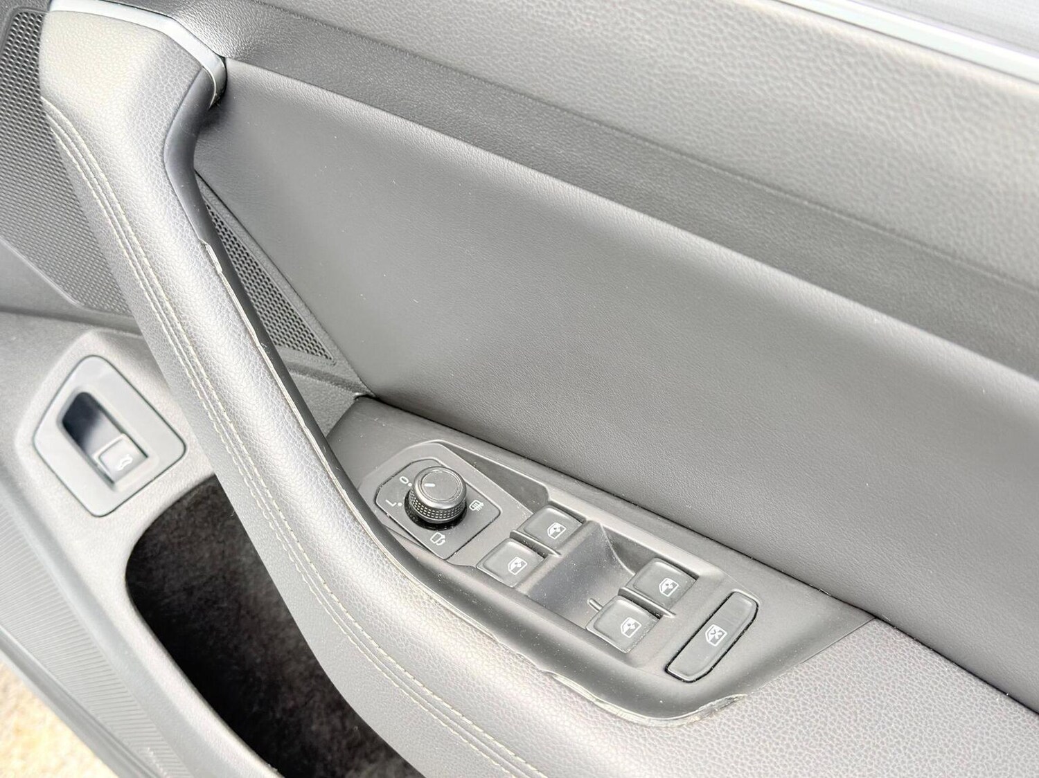 Used Volkswagen Passat 2017 for sale - 77888474: Photo 52