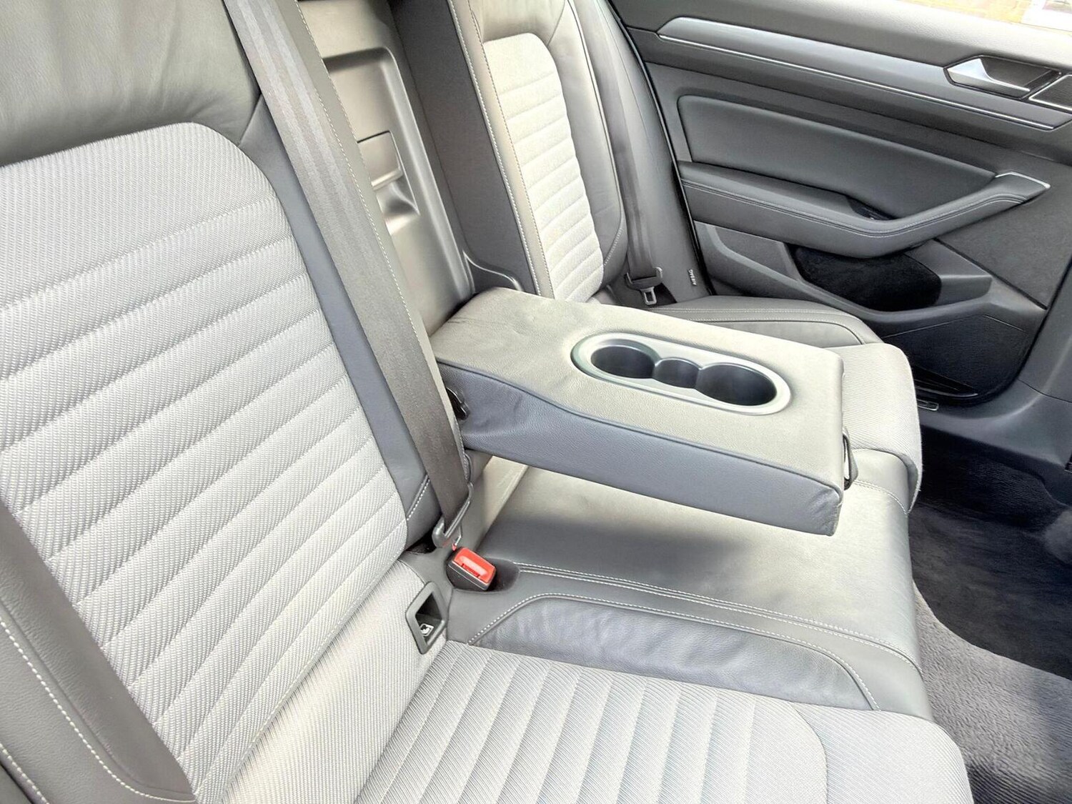 Used Volkswagen Passat 2017 for sale - 77888474: Photo 58