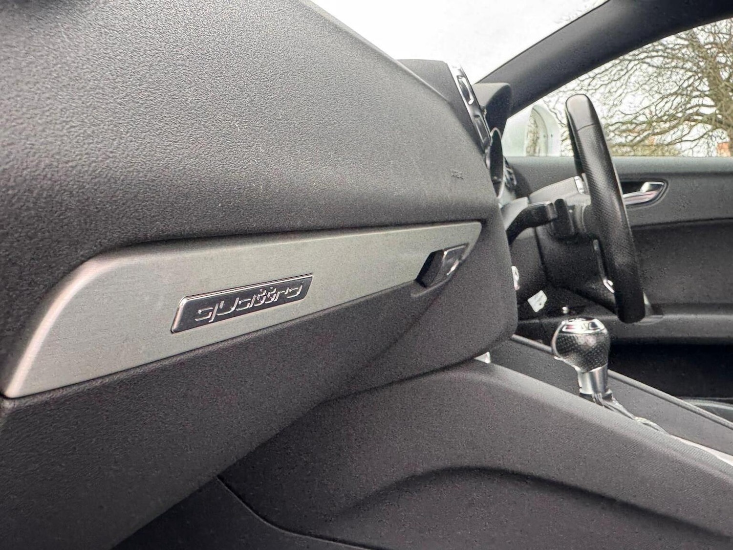 Used Audi TT 2011 for sale - 77629091: Photo 24