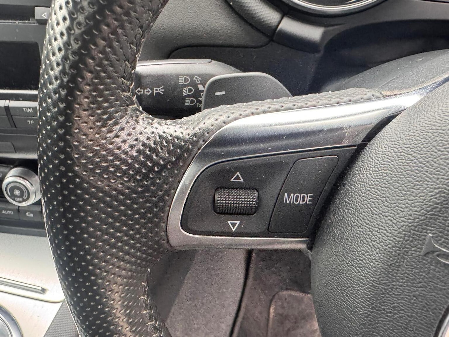 Used Audi TT 2011 for sale - 77629091: Photo 31