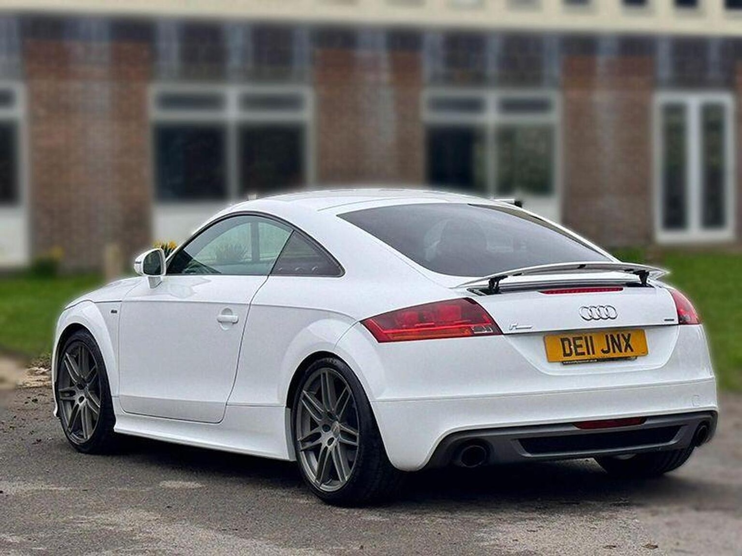 Used Audi TT 2011 for sale - 77629091: Photo 5