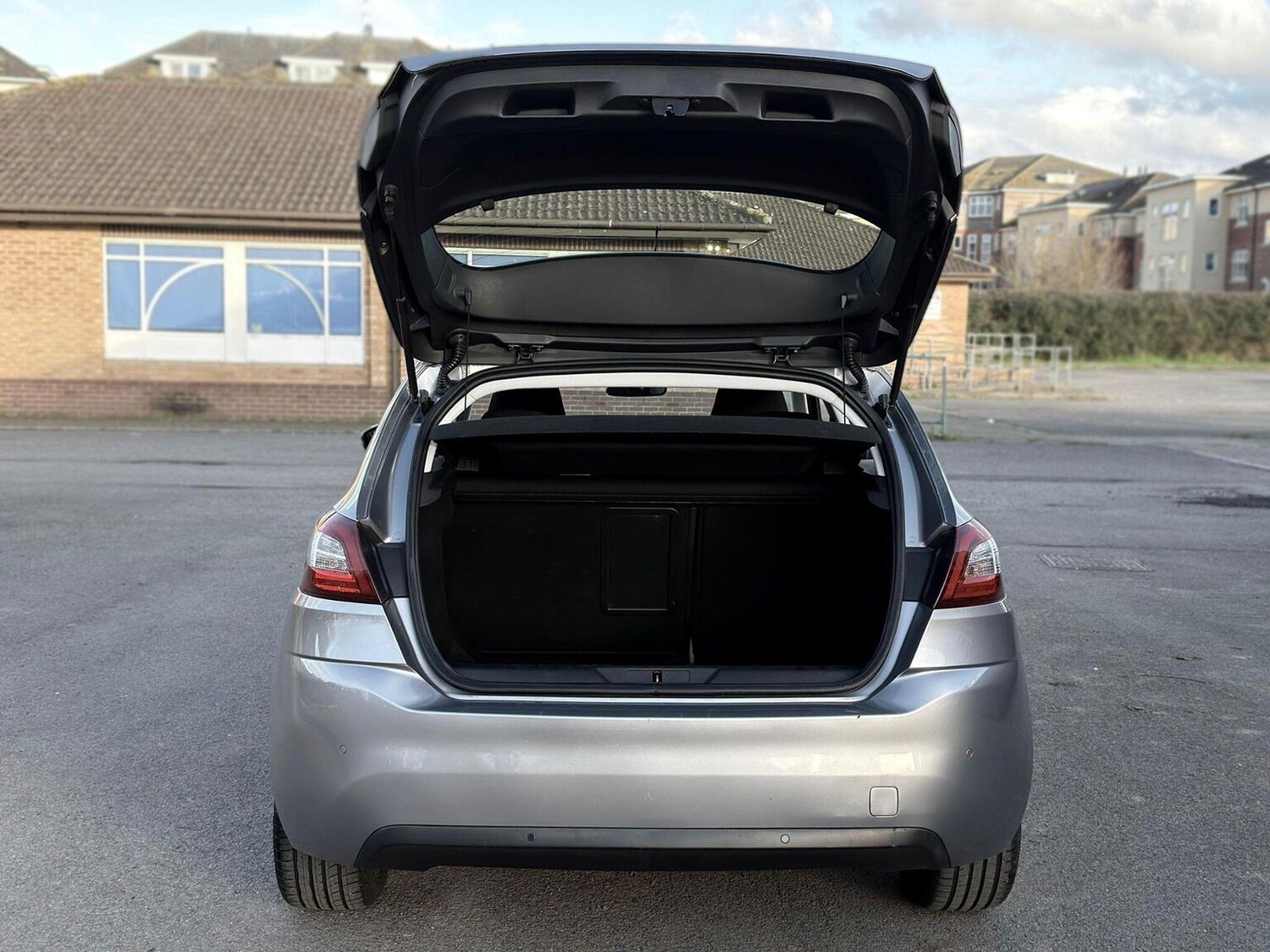 Used Peugeot 308 2016 for sale - 77888416: Photo 26