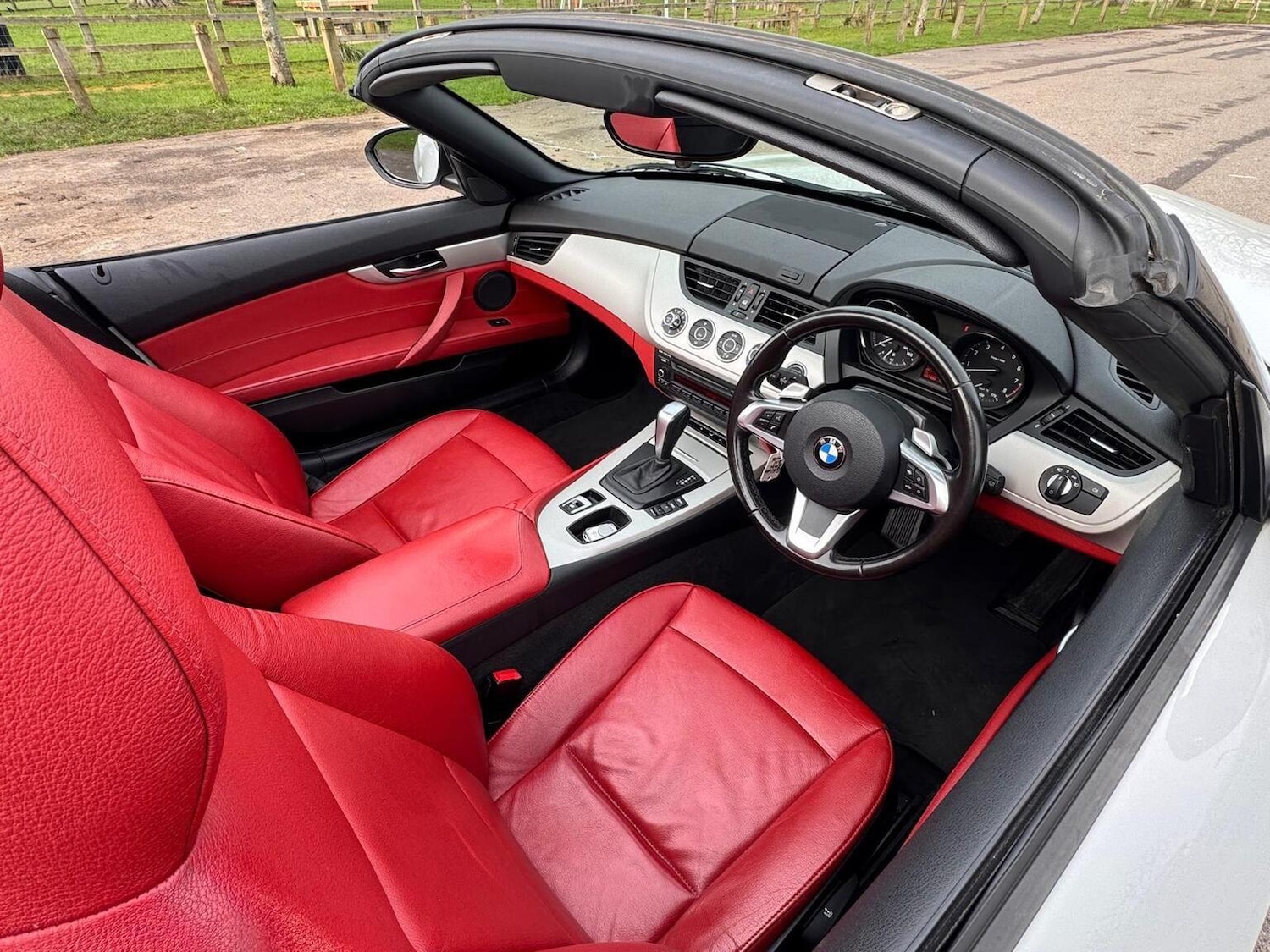 Used BMW Z4 2011 for sale - 77610085: Photo 31