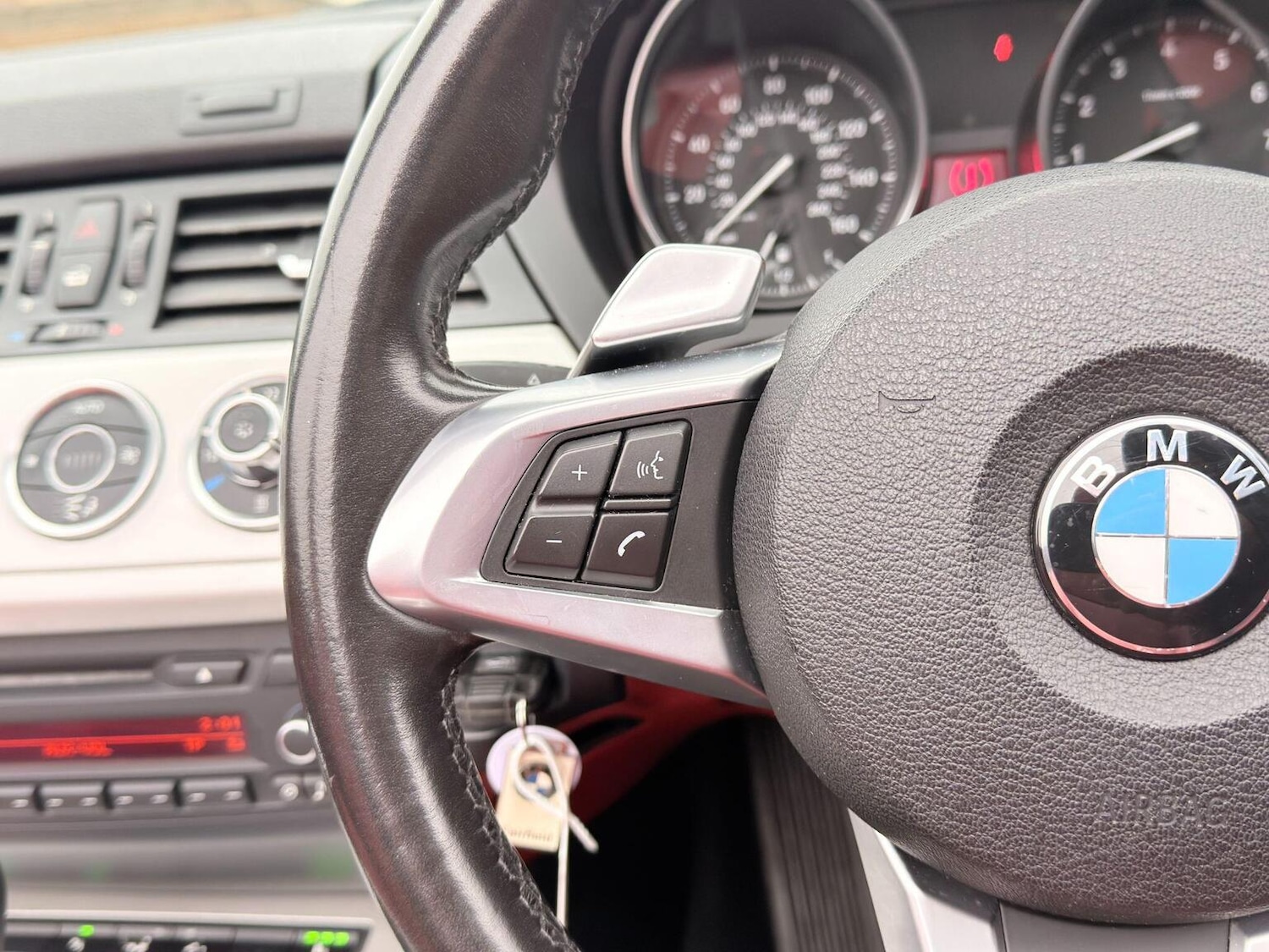 Used BMW Z4 2011 for sale - 77610085: Photo 44