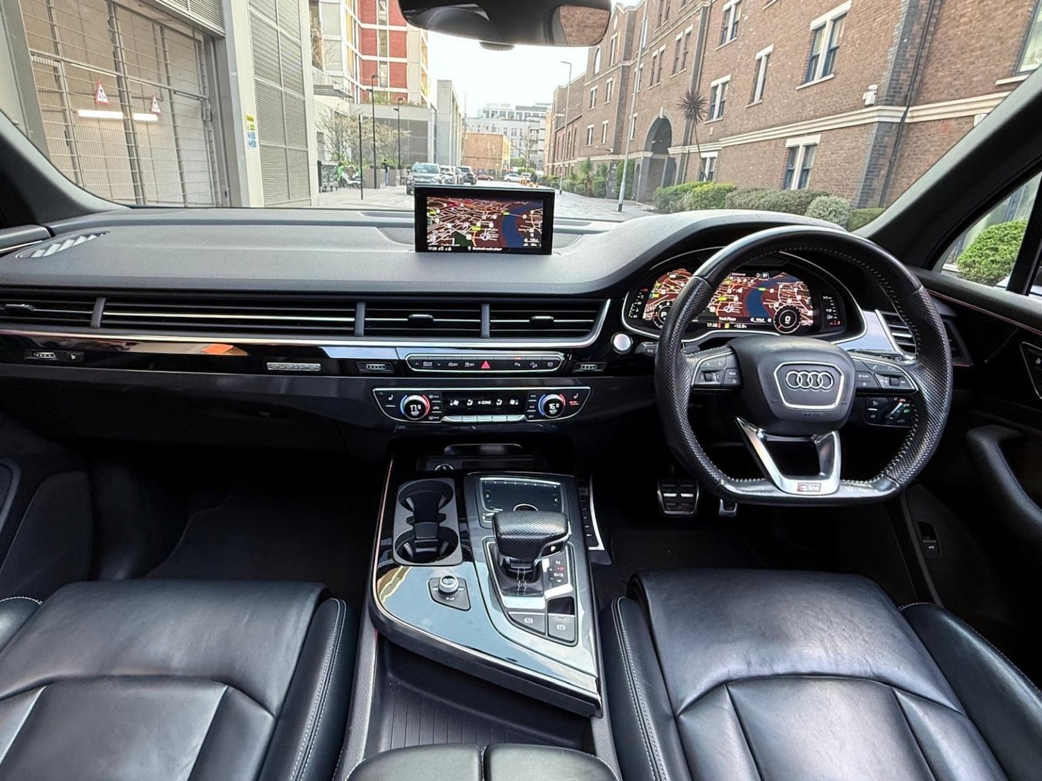 Used Audi Q7 2018 for sale - 77539191: Photo 41