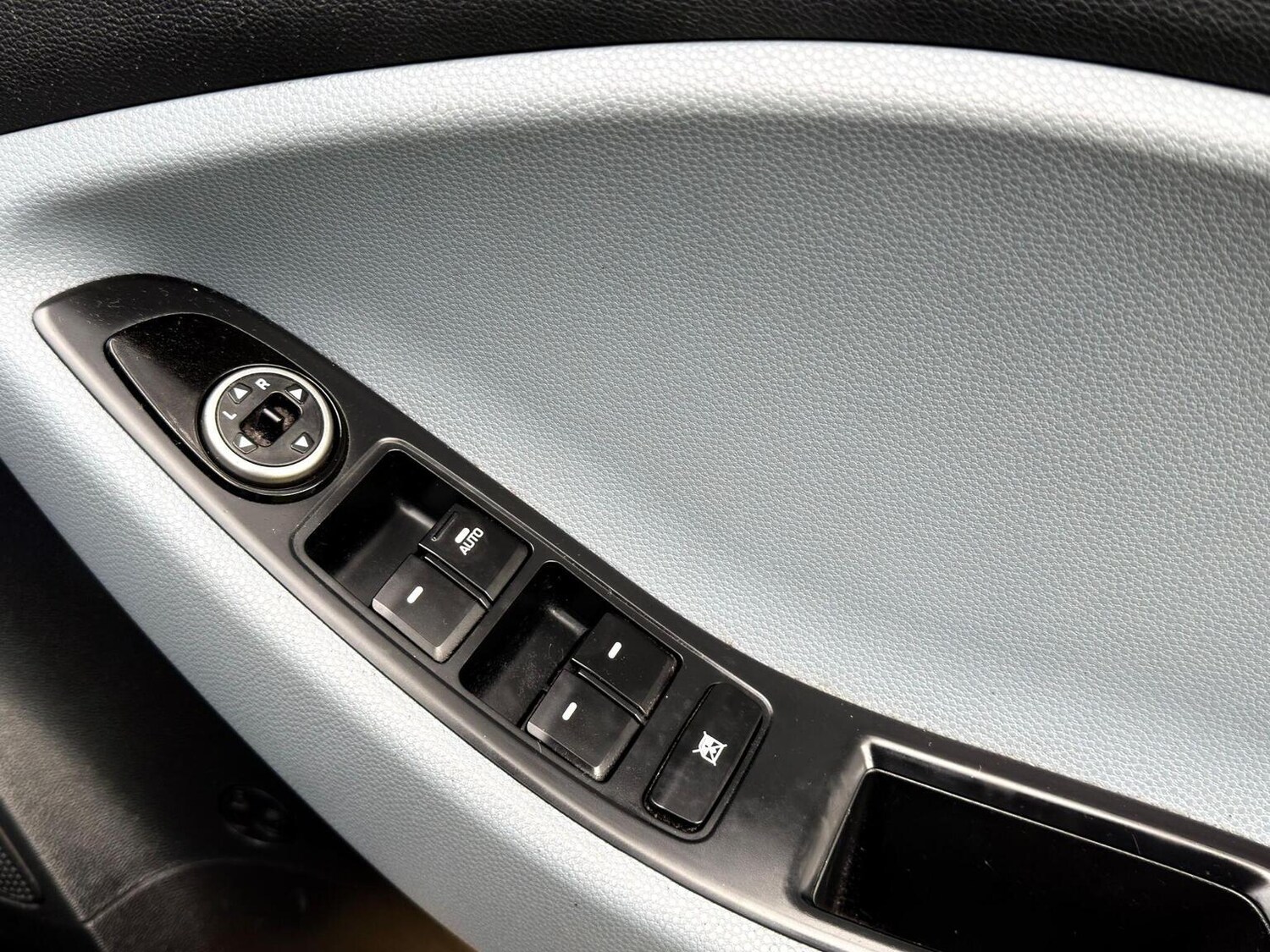 Used Hyundai i20 2016 for sale - 77707148: Photo 40