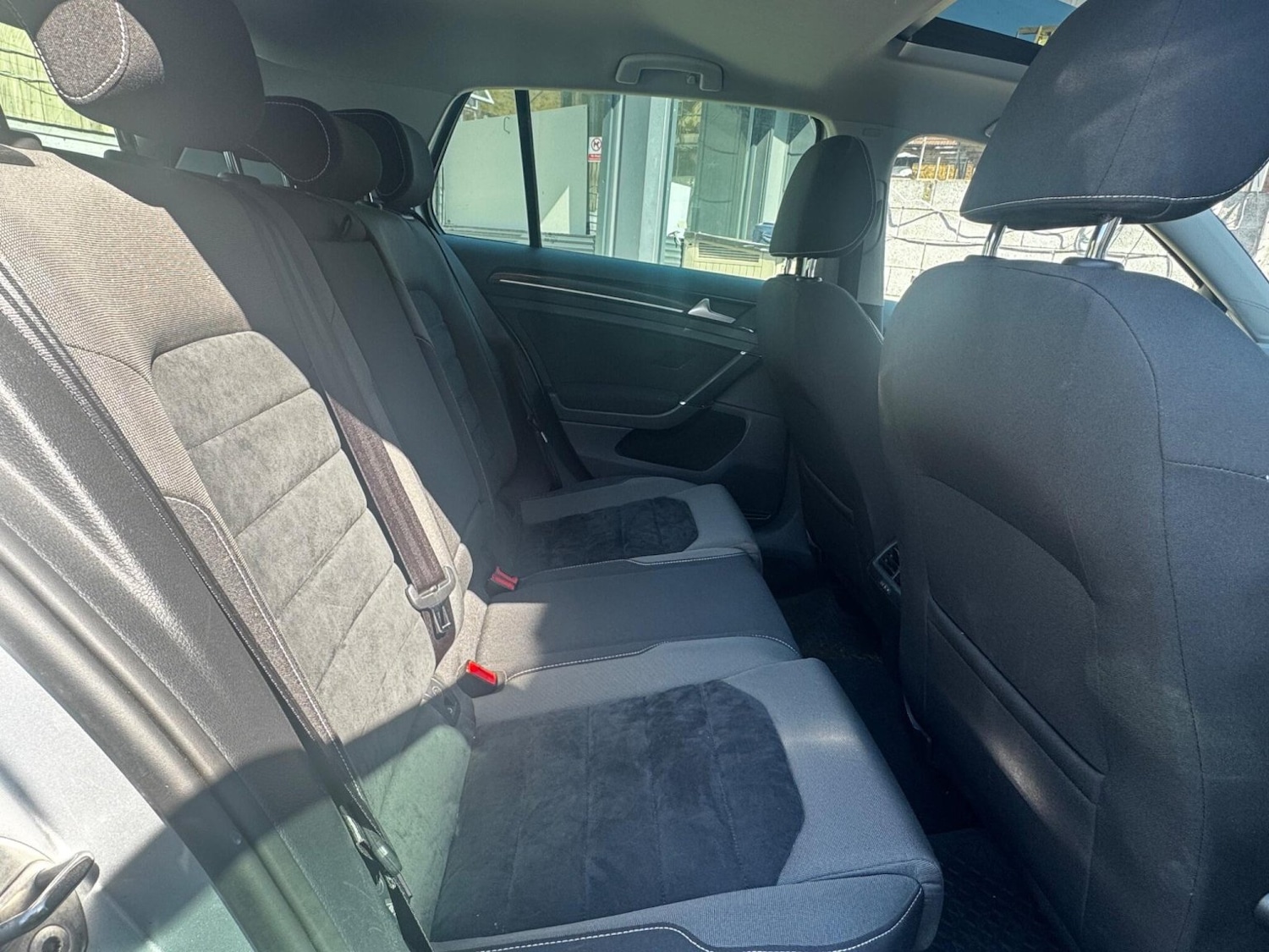 Used Volkswagen Golf 2013 for sale - 77539176: Photo 6