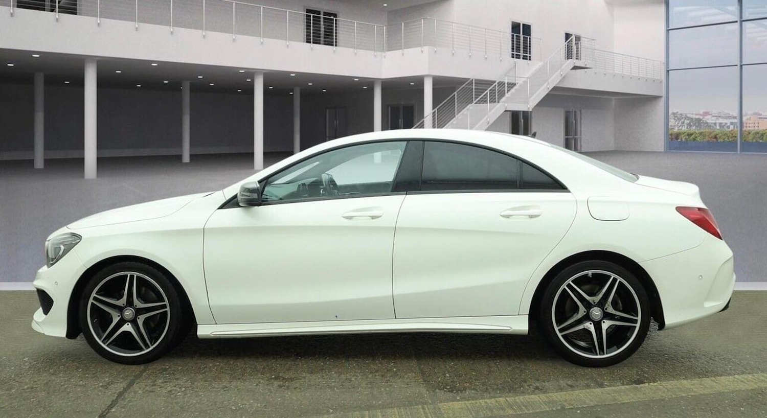Used Mercedes-Benz CLA 2014 for sale - 77729542: Photo 2