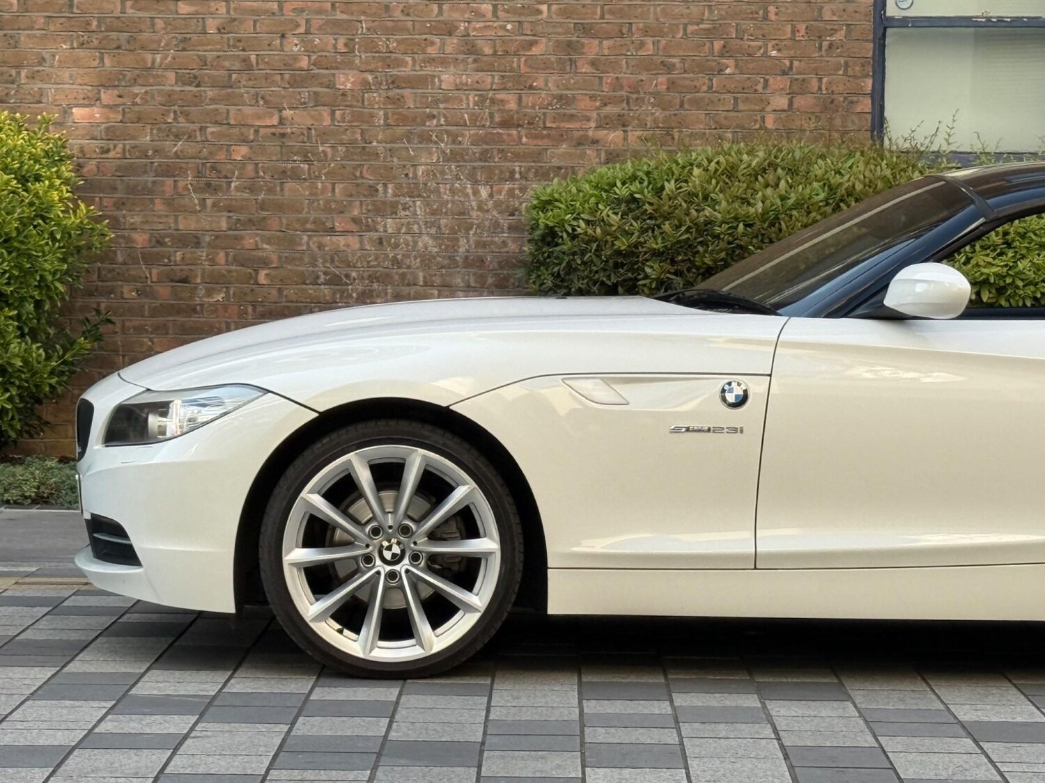 Used BMW Z4 2011 for sale - 77539184: Photo 11