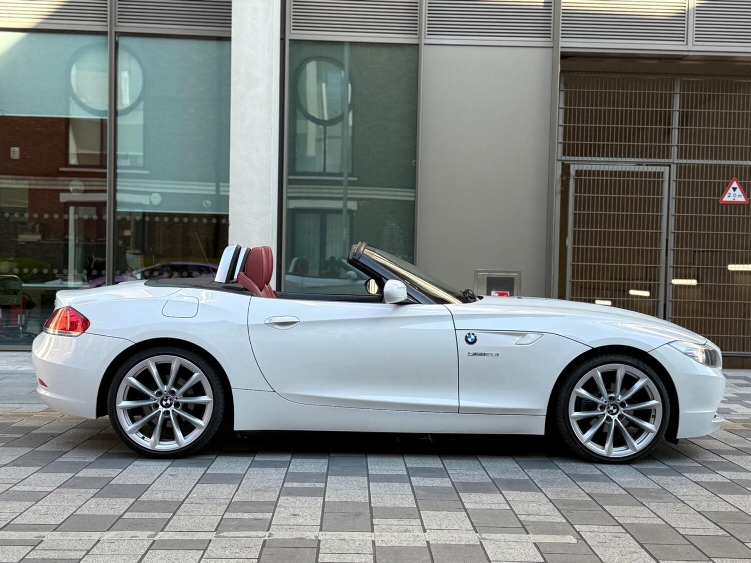 Used BMW Z4 2011 for sale - 77539184: Photo 25