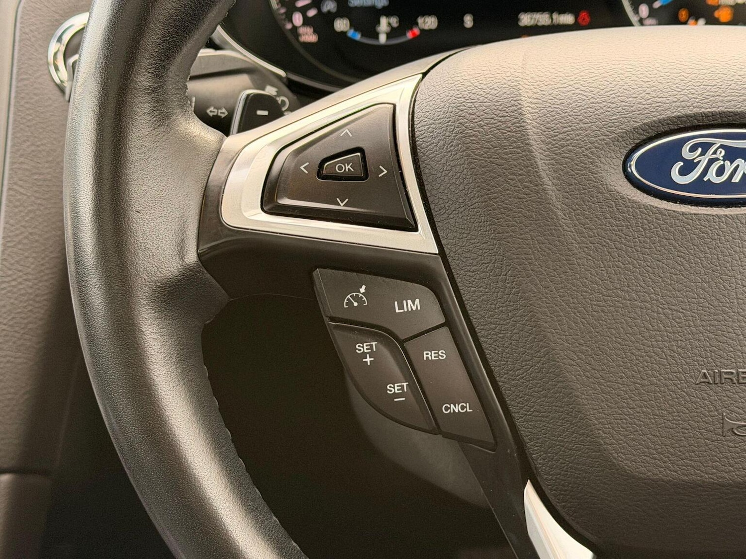 Used Ford Mondeo 2015 for sale - 77632444: Photo 43