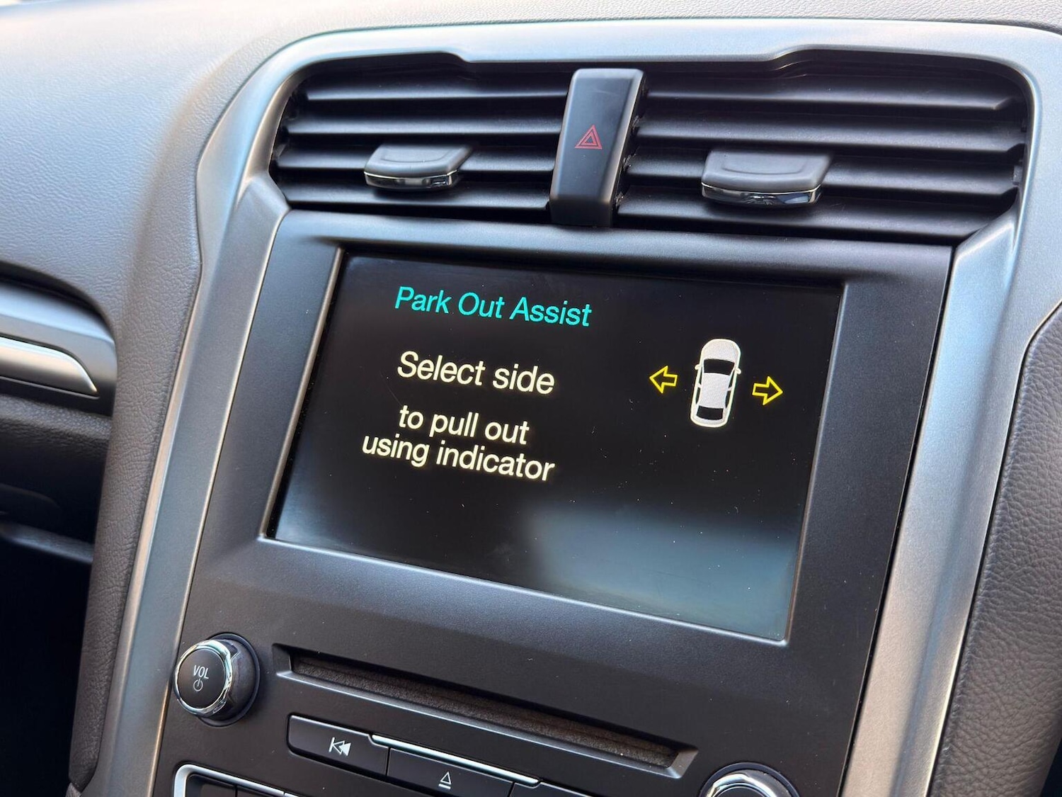 Used Ford Mondeo 2015 for sale - 77632444: Photo 44