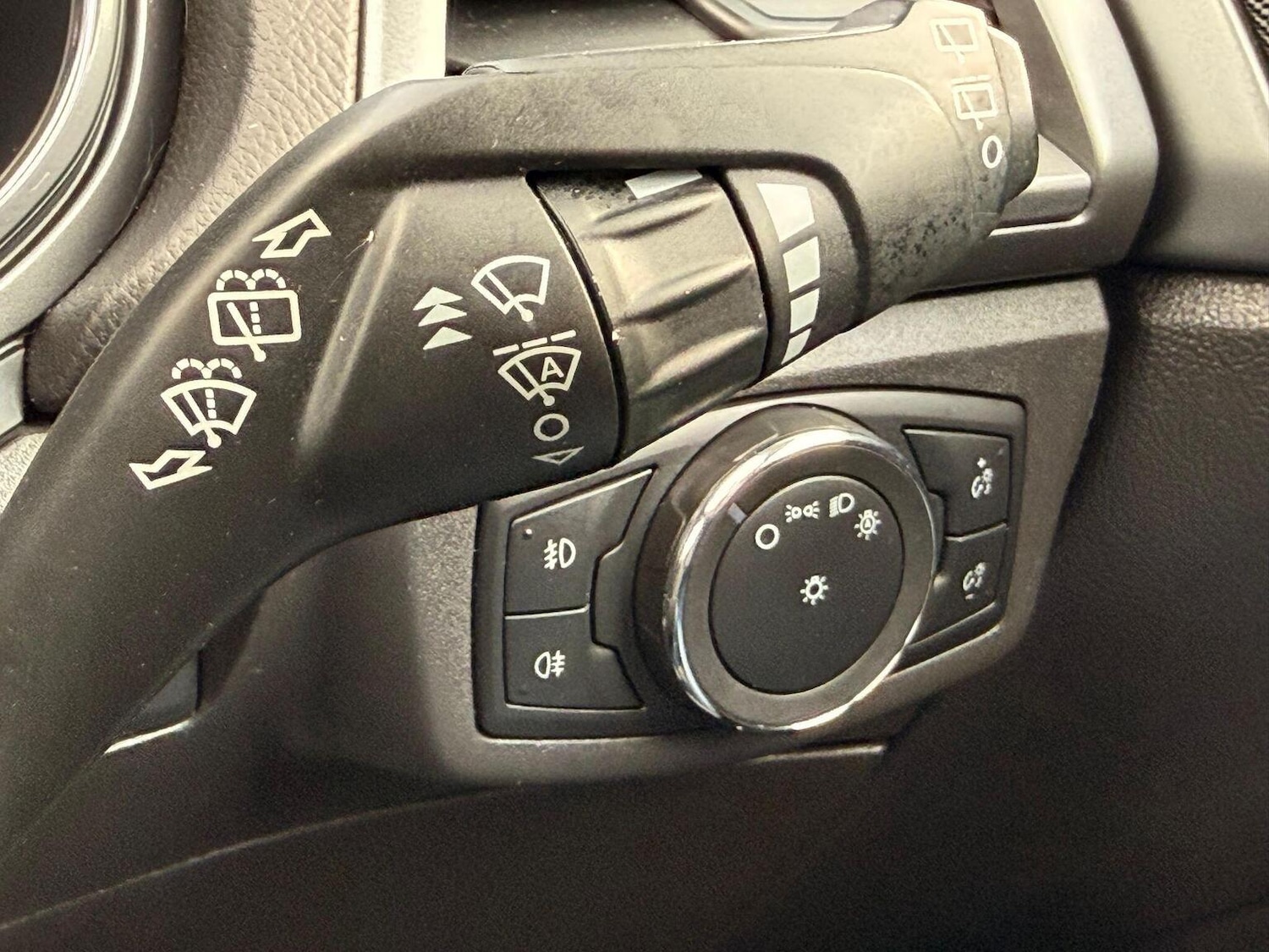 Used Ford Mondeo 2015 for sale - 77632444: Photo 58