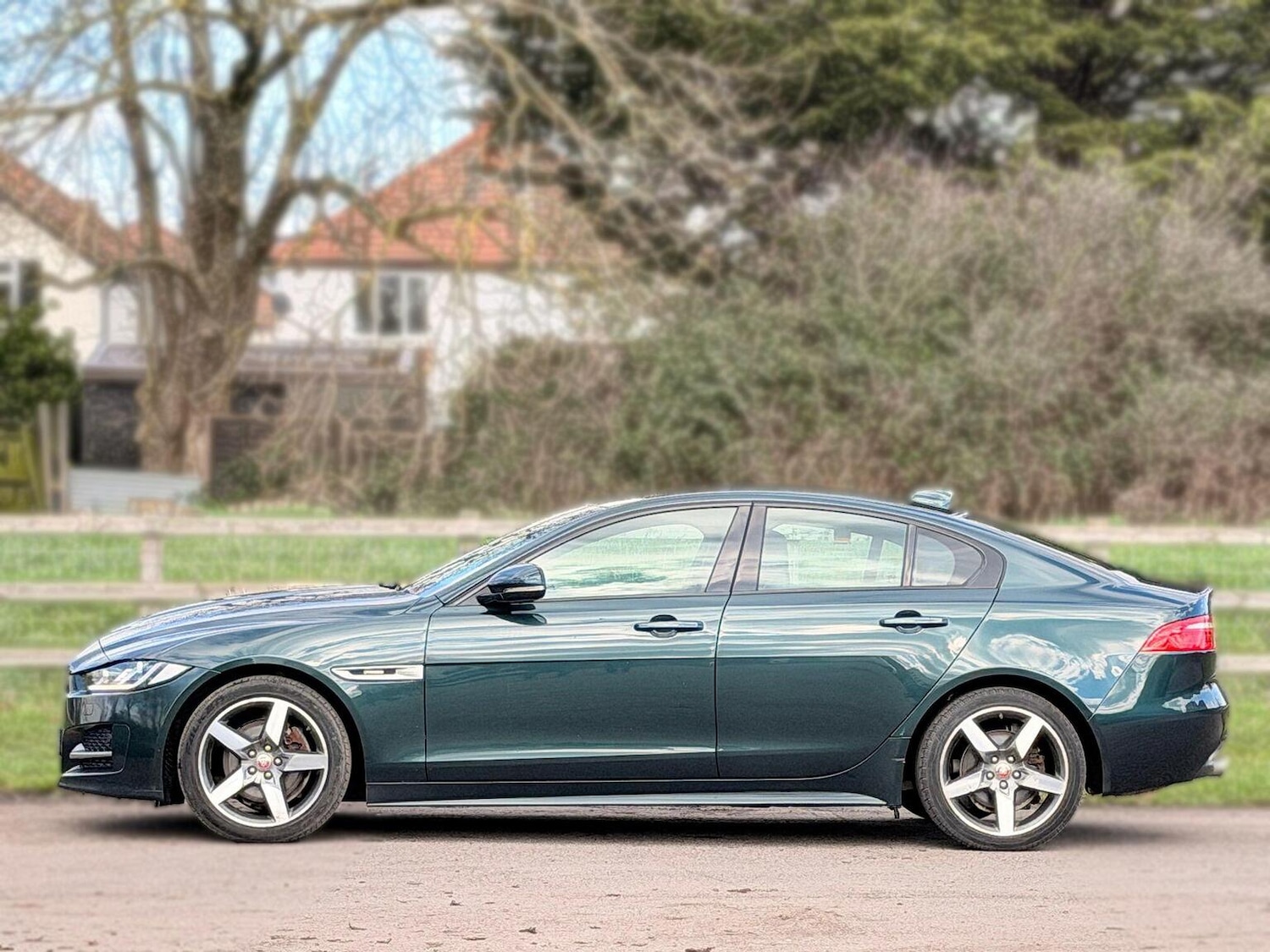 Used Jaguar XE 2017 for sale - 77650050: Photo 11