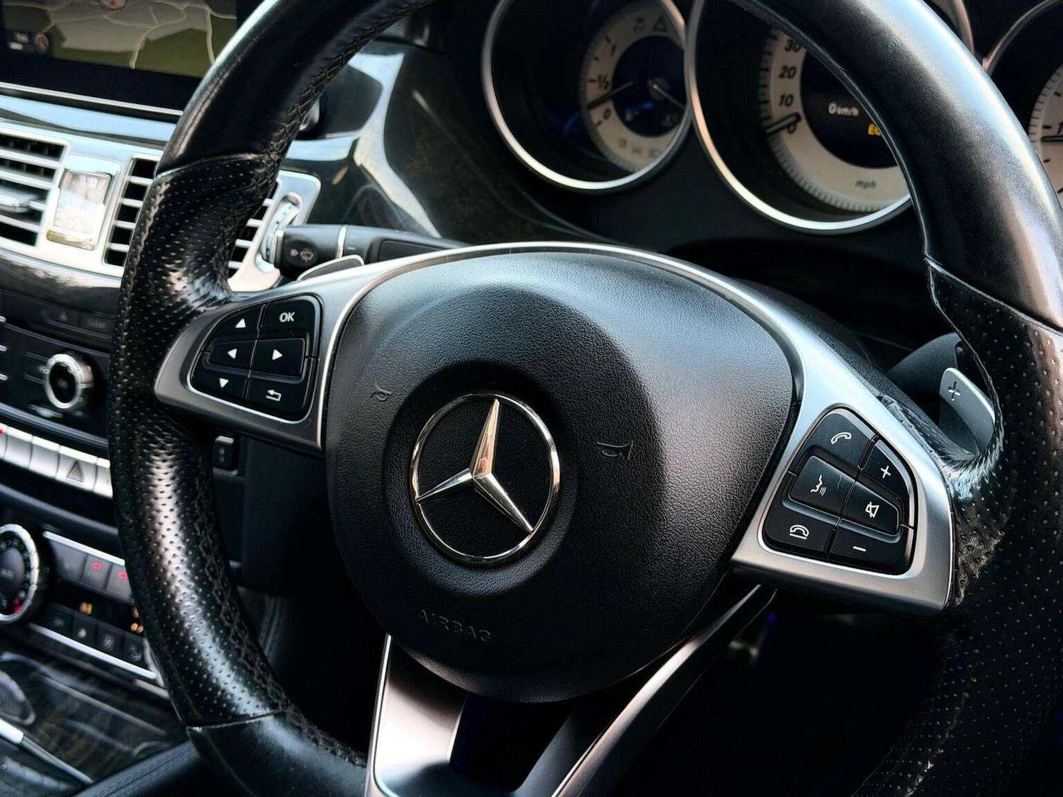 Used Mercedes-Benz CLS 2015 for sale - 77656249: Photo 35