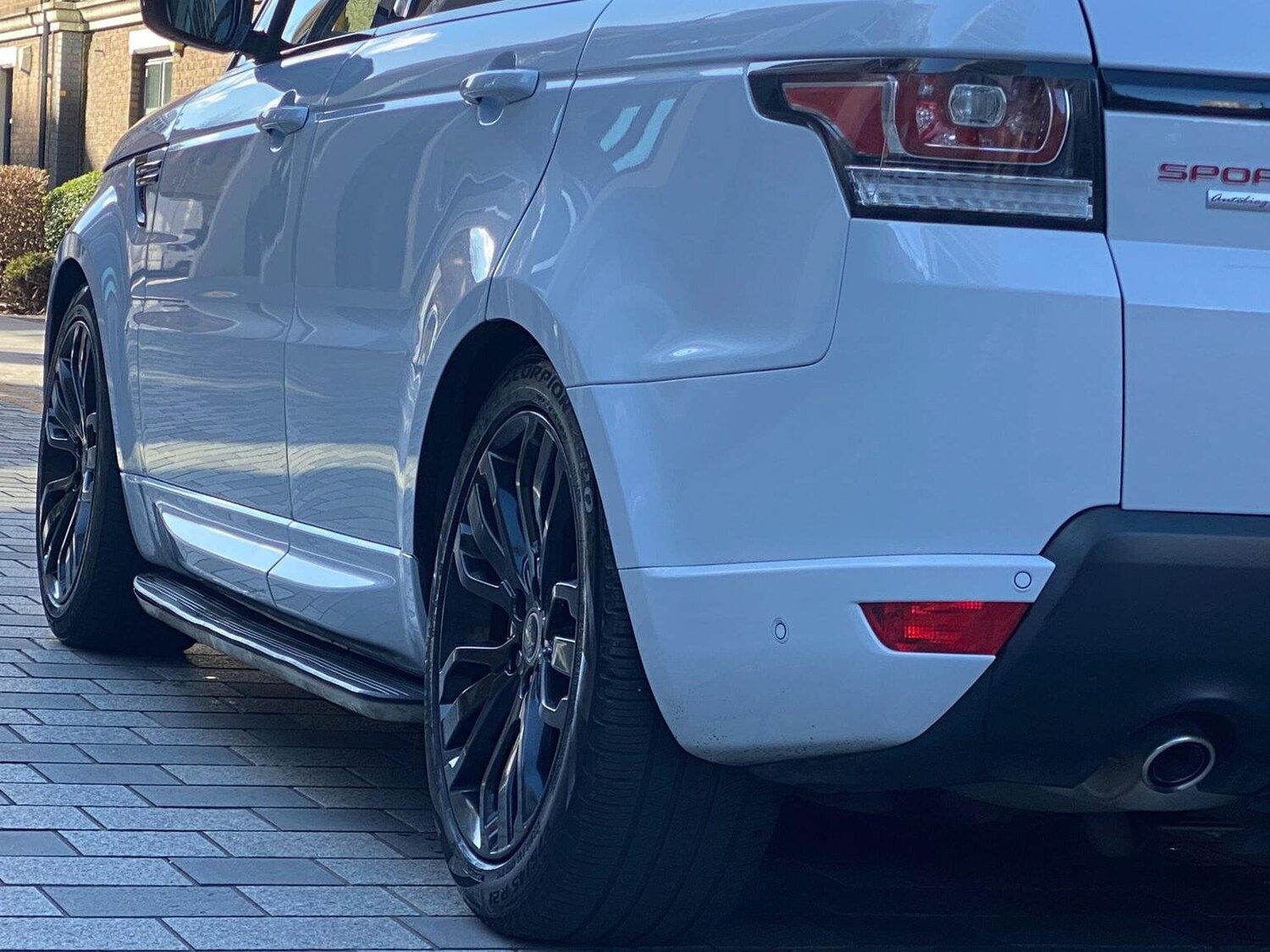 Used Land Rover Range Rover Sport 2017 for sale - 77539185: Photo 15