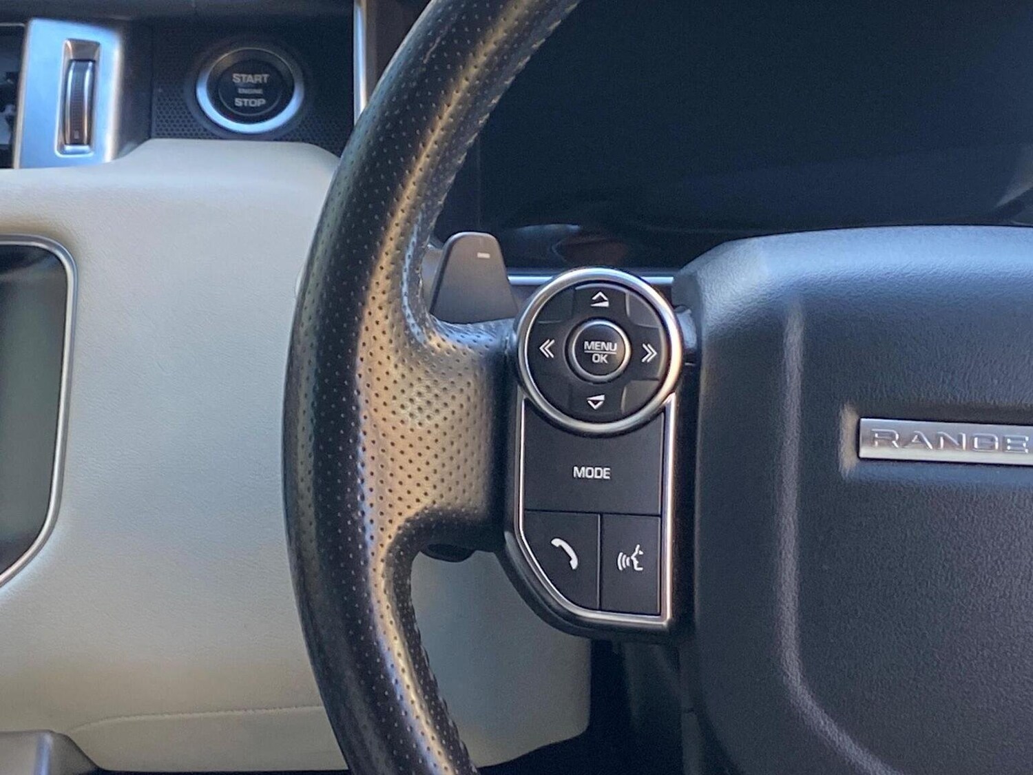 Used Land Rover Range Rover Sport 2017 for sale - 77539185: Photo 33