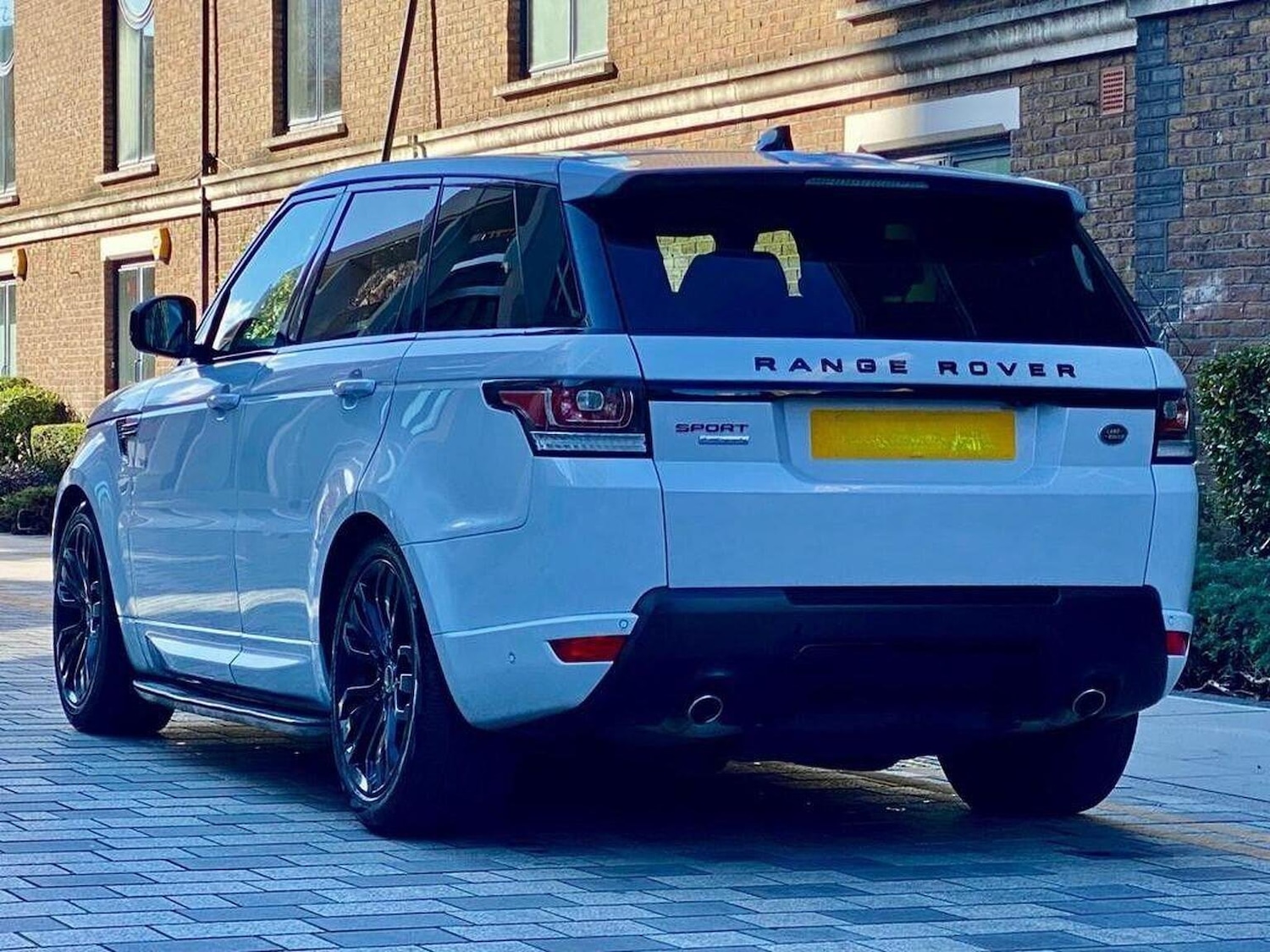 Used Land Rover Range Rover Sport 2017 for sale - 77539185: Photo 4