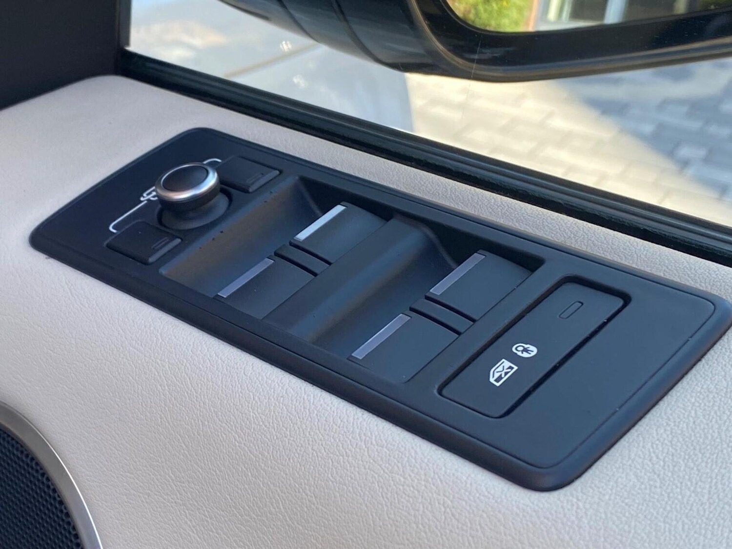 Used Land Rover Range Rover Sport 2017 for sale - 77539185: Photo 44