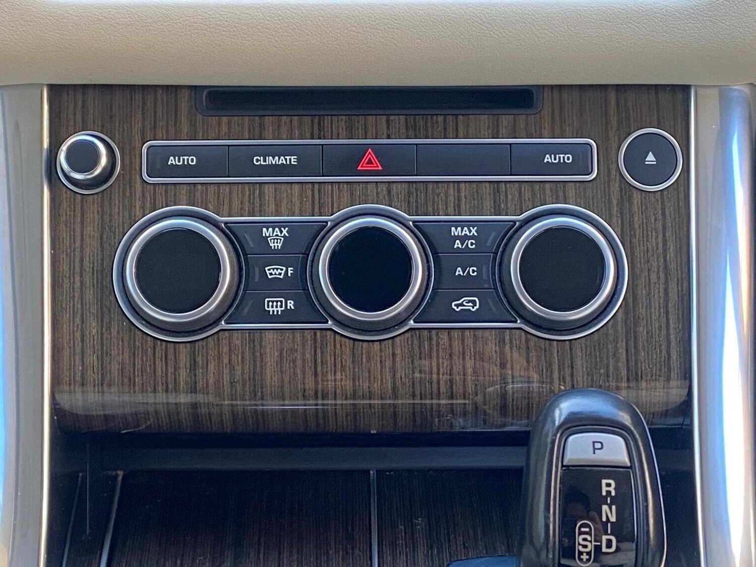 Used Land Rover Range Rover Sport 2017 for sale - 77539185: Photo 48