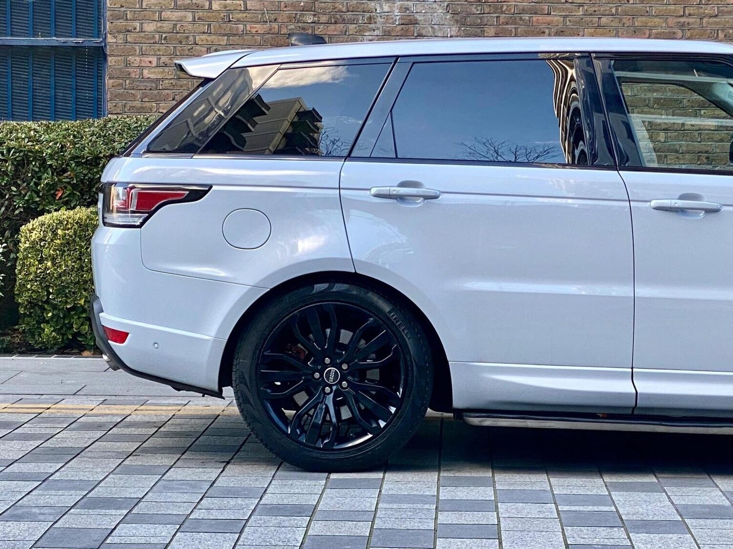 Used Land Rover Range Rover Sport 2017 for sale - 77539185: Photo 7
