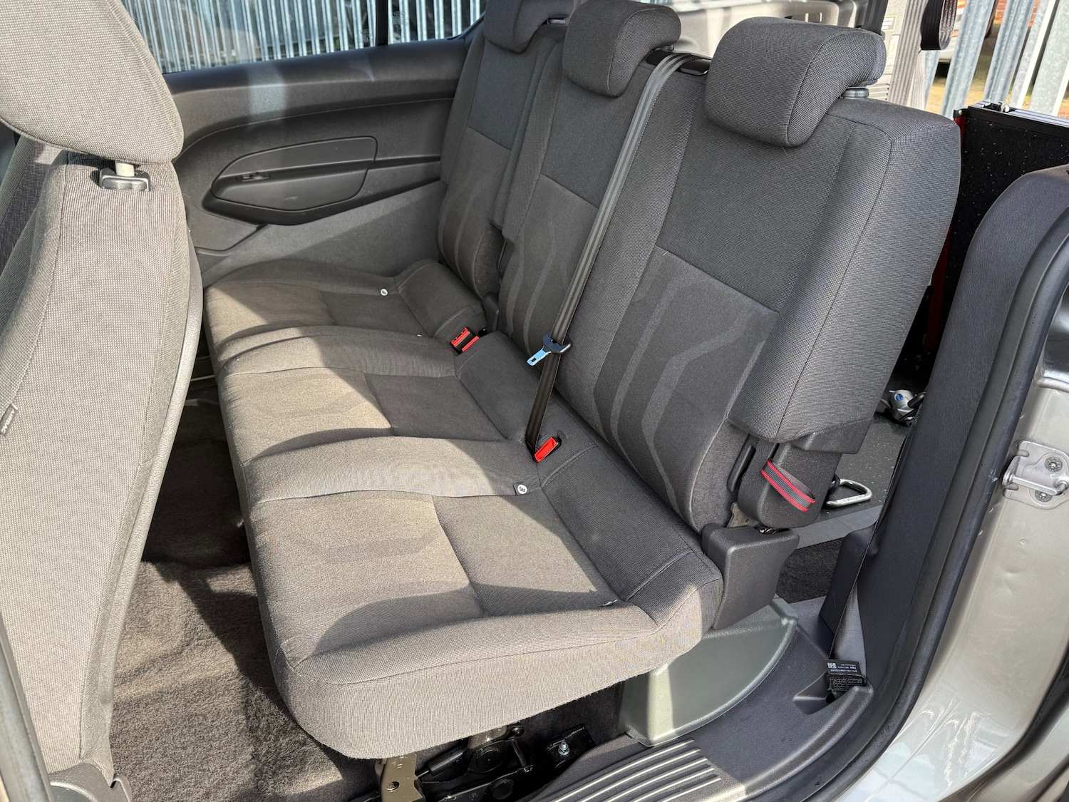 Used Ford Grand Tourneo Connect 2019 for sale - 77337695: Photo 17