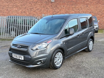 Used Ford Tourneo Connect 2016 for sale - 76555368: Photo