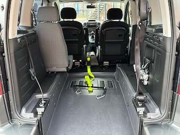 Used Peugeot Partner Tepee 2015 for sale - 78239759: Photo