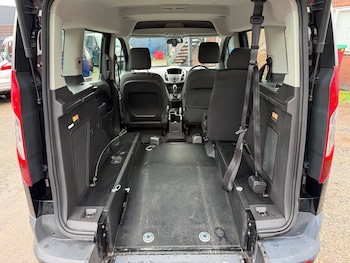 Used Ford Tourneo Connect 2018 for sale - 78270481: Photo