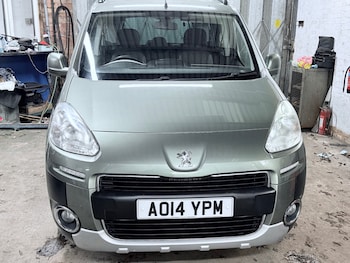 Used Peugeot Partner Tepee 2014 for sale - 77691144: Photo