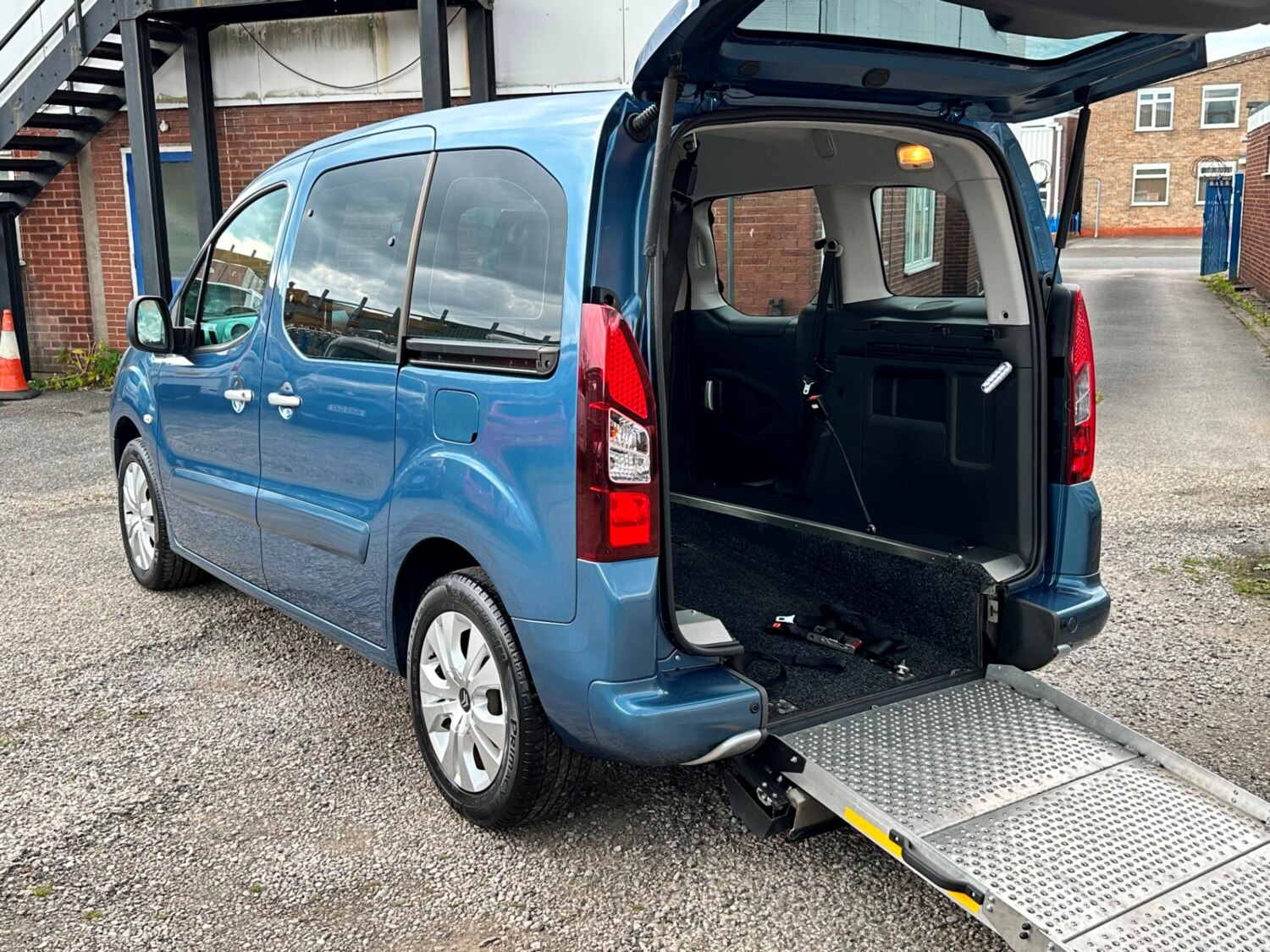 Used Citroen Berlingo Multispace cars for sale. Citroen Berlingo Multispace  Dealer Blyth