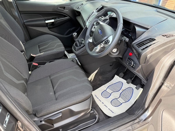 Used Ford Tourneo Connect 2017 for sale - 73973455: Photo 15