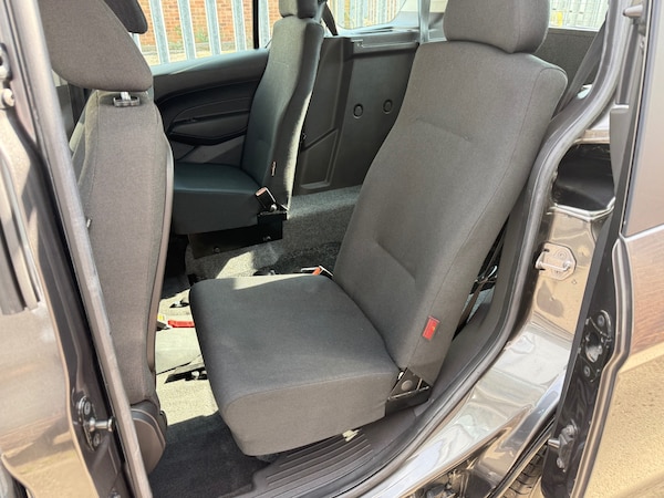 Used Ford Tourneo Connect 2017 for sale - 73973455: Photo 17