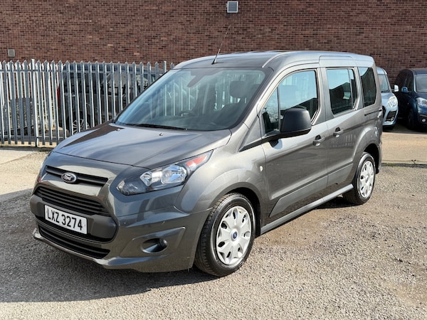 Used Ford Tourneo Connect 2017 for sale - 73973455: Photo 4