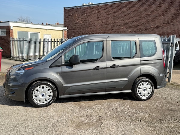 Used Ford Tourneo Connect 2017 for sale - 73973455: Photo 6