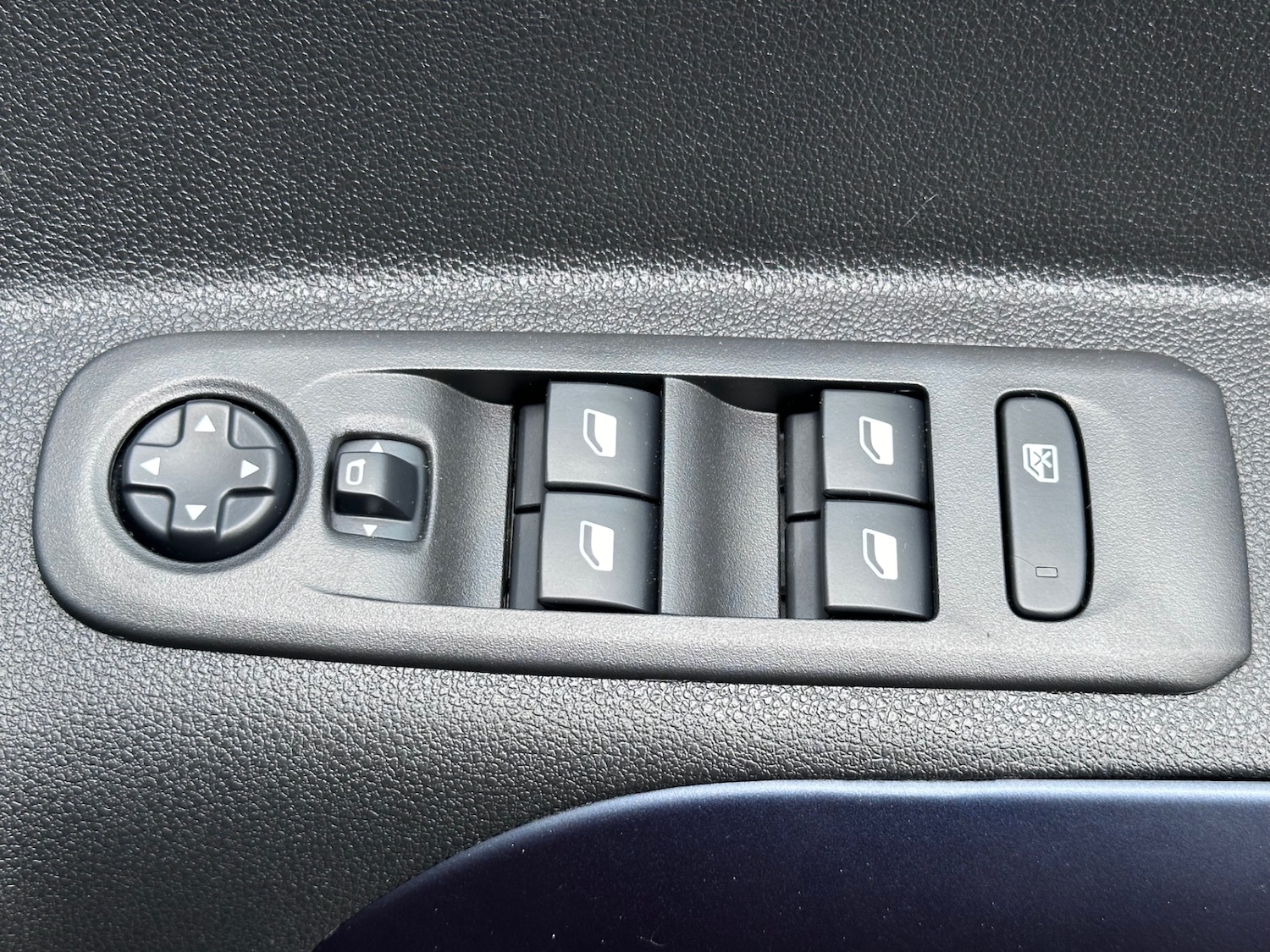 Used Peugeot Rifter 2020 for sale - 76017069: Photo 29