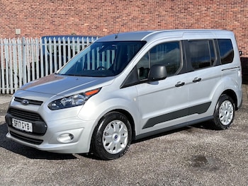 Used Ford Tourneo Connect 2017 for sale - 79119800: Photo
