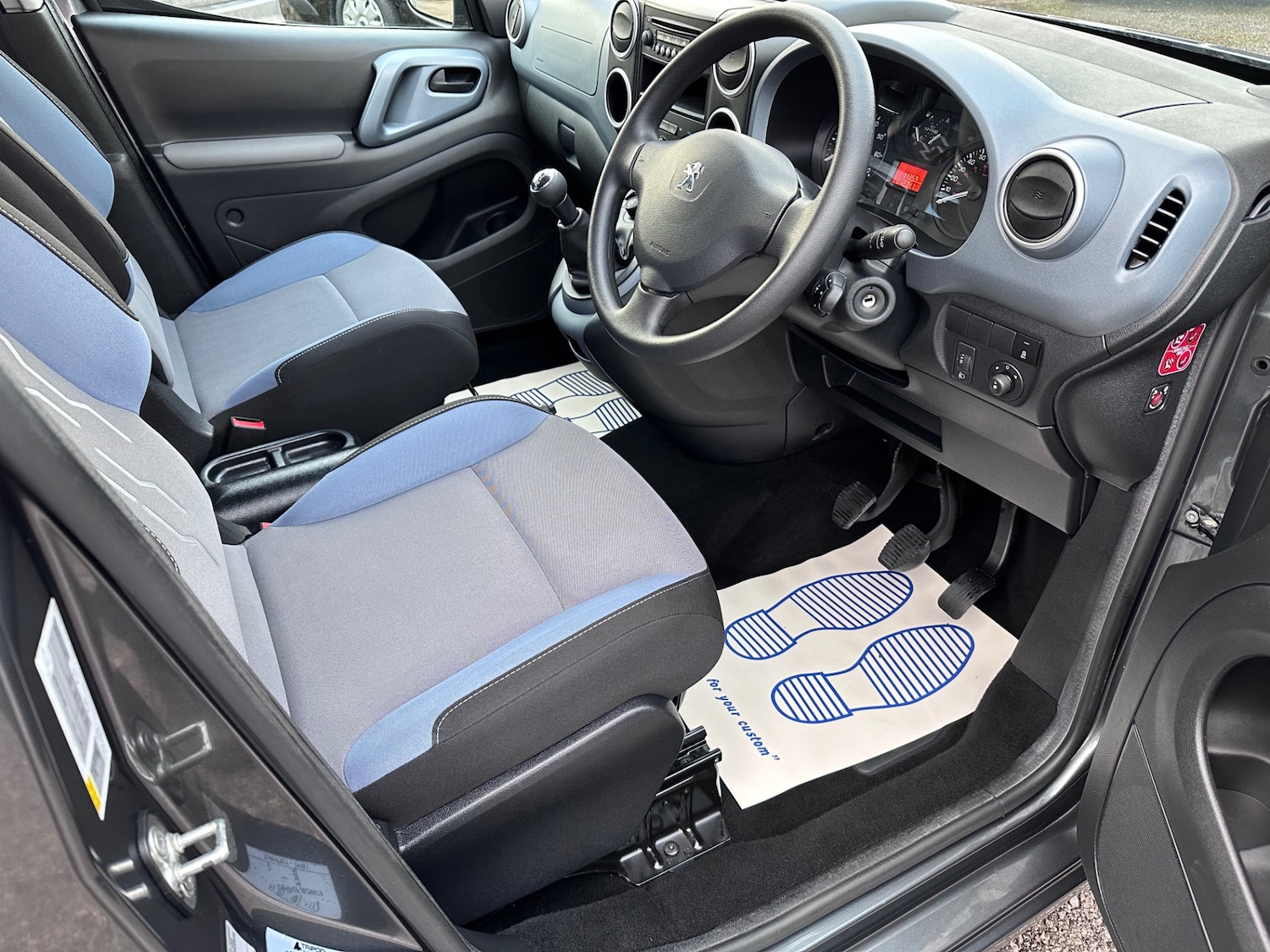 Used Peugeot Partner Tepee 2016 for sale - 76578390: Photo 12