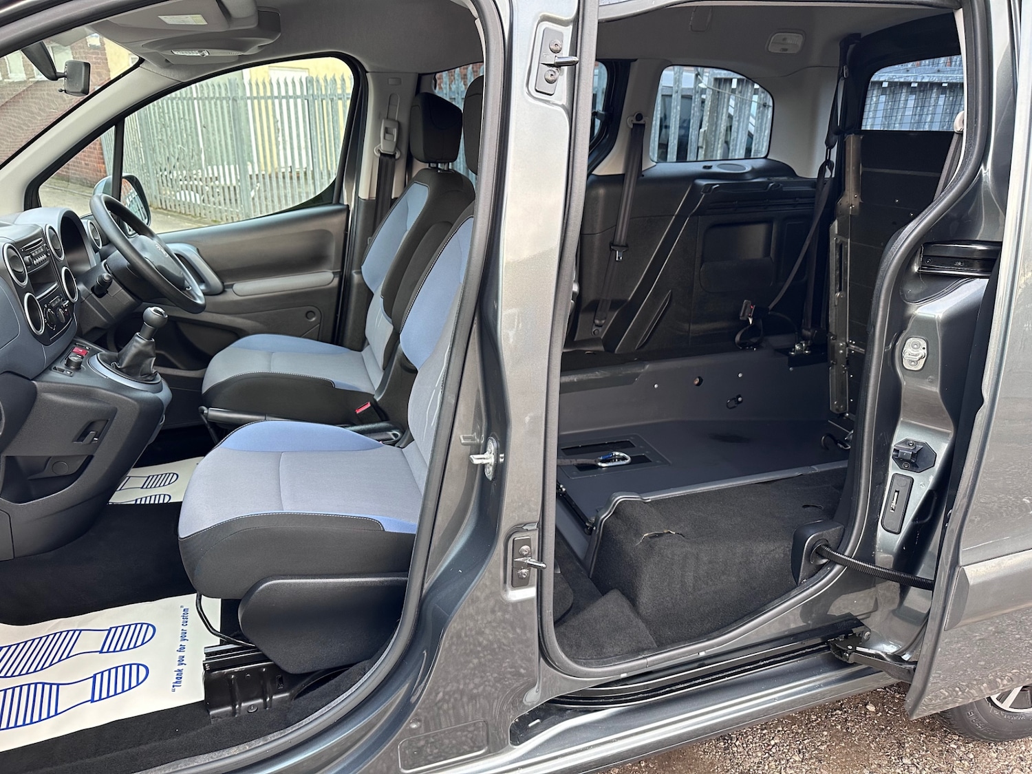 Used Peugeot Partner Tepee 2016 for sale - 76578390: Photo 13