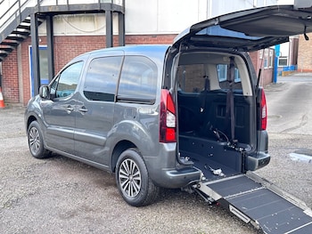 2016 (65) - 1.6 HDi WHEELCHAIR ACCESS VEHICLE DISABLED WAV 5-Door