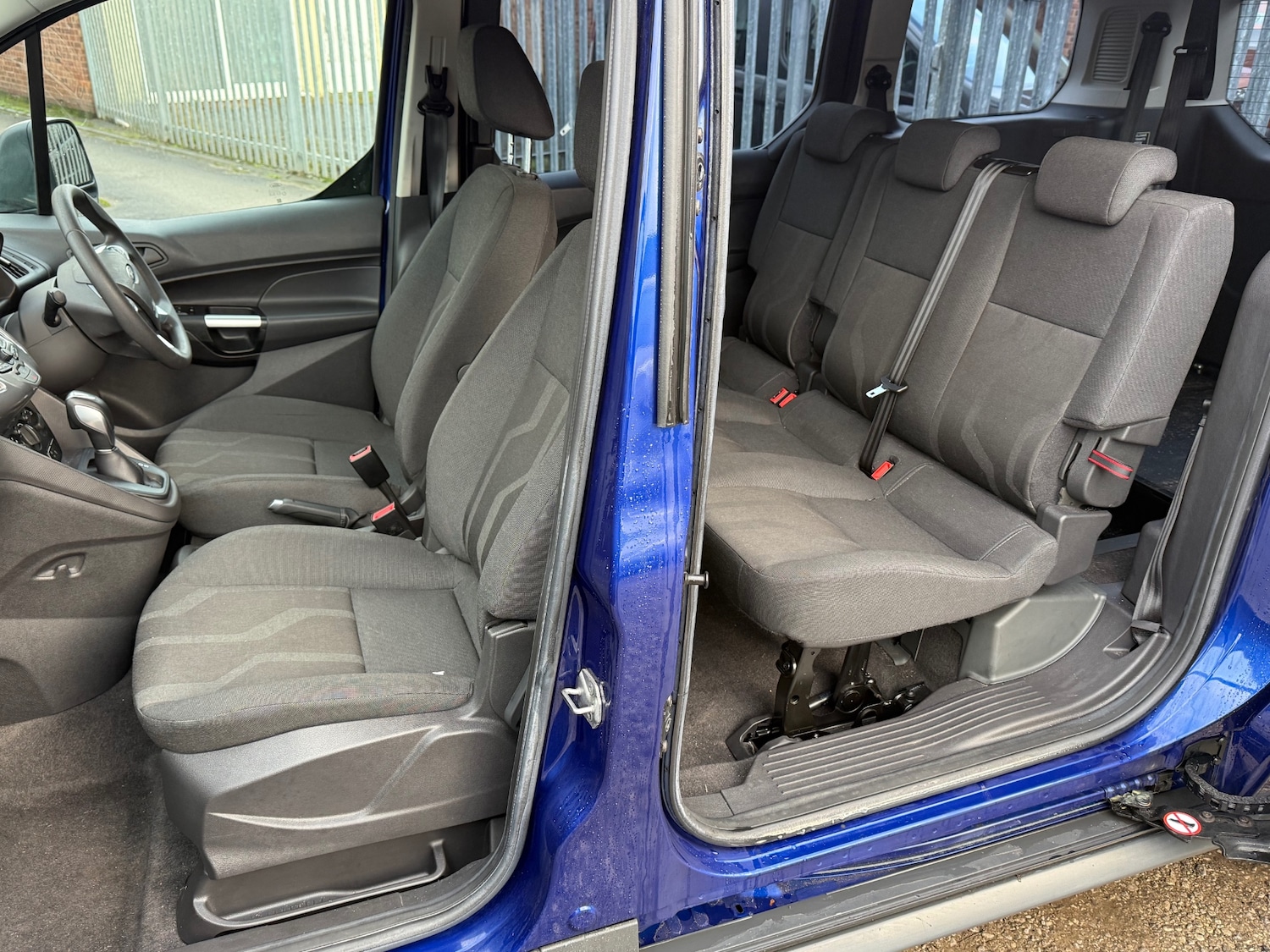 Used Ford Grand Tourneo Connect 2019 for sale - 77241844: Photo 13