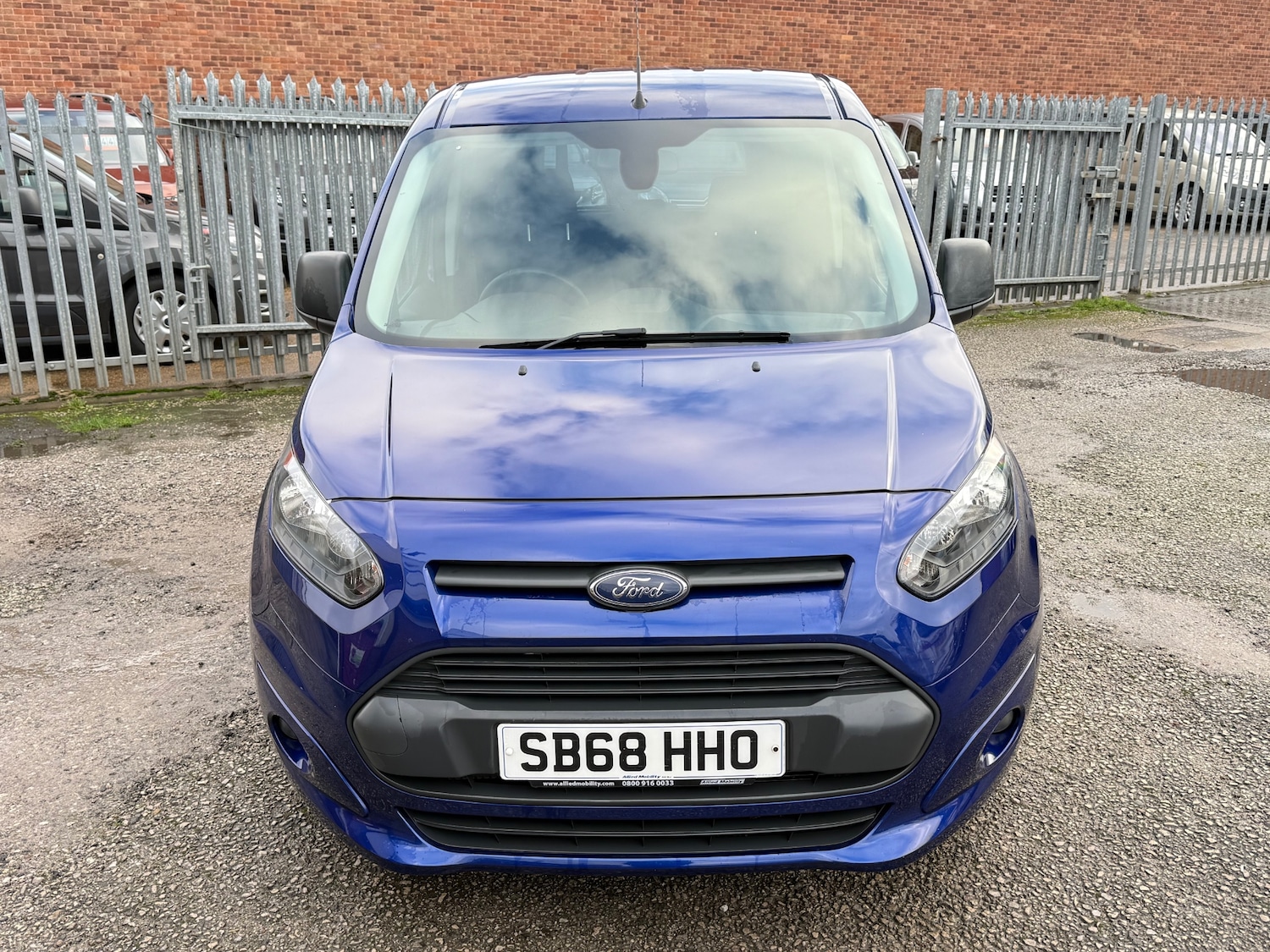 Used Ford Grand Tourneo Connect 2019 for sale - 77241844: Photo 9