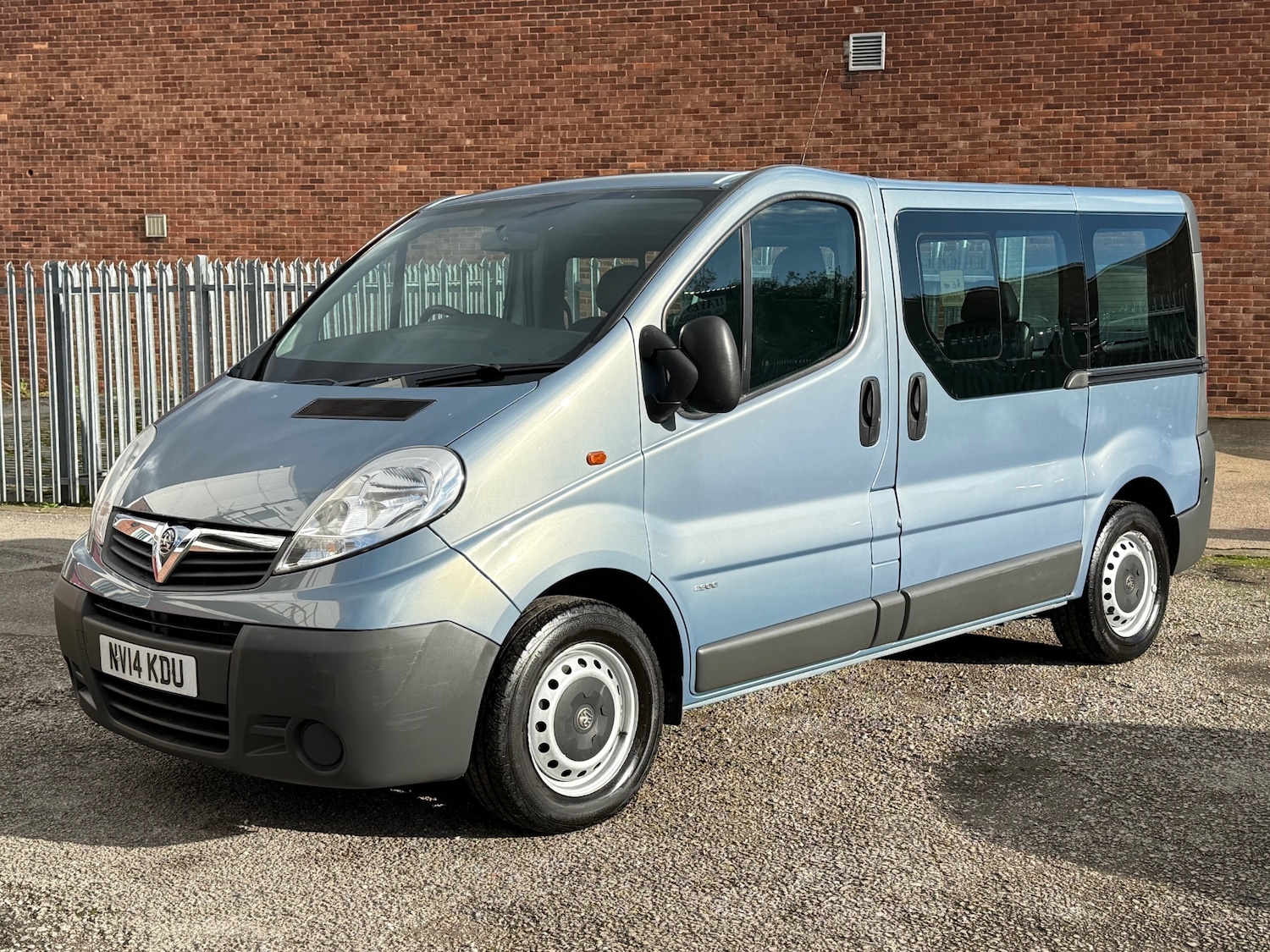 Used Vauxhall Vivaro 2014 for sale - 75774613: Photo 3