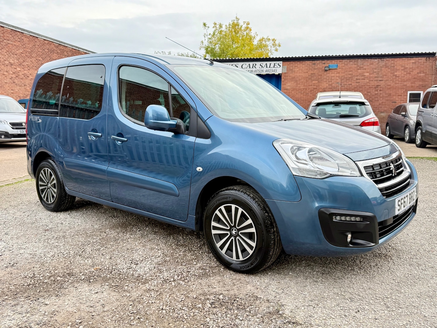 Used Peugeot Partner Tepee 2017 for sale - 76335255: Photo 10