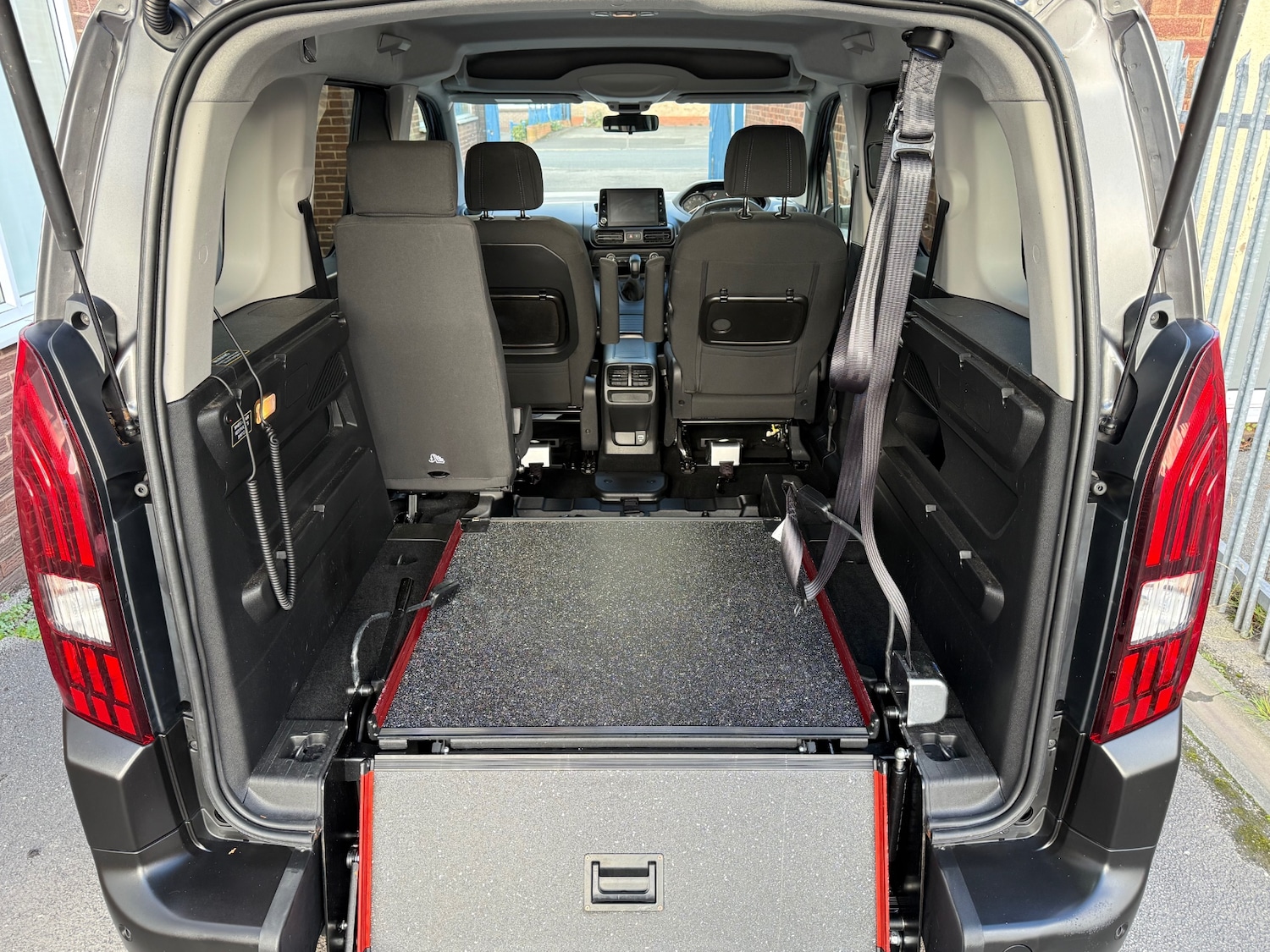 Used Peugeot Rifter 2020 for sale - 76366628: Photo 19