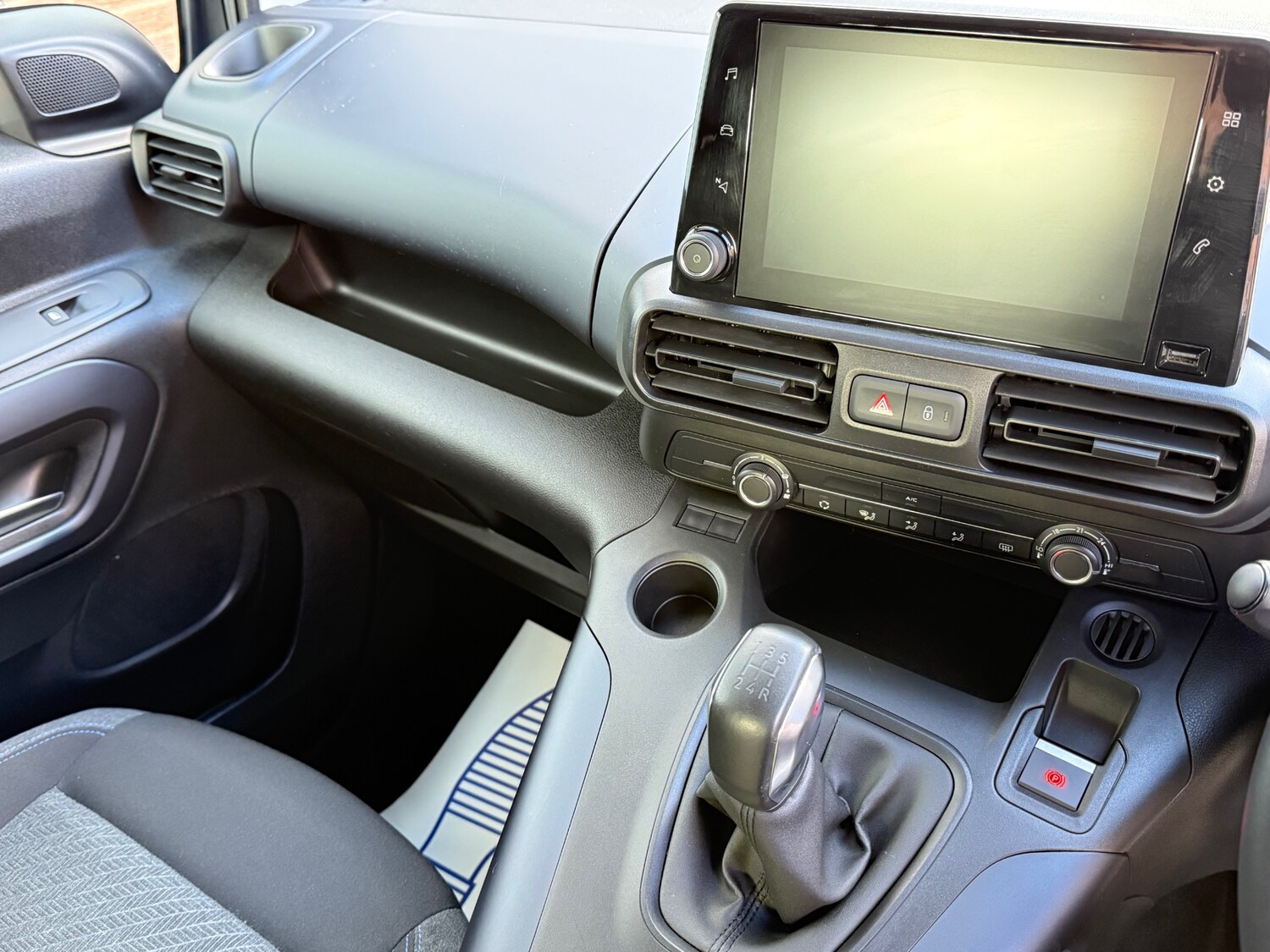 Used Peugeot Rifter 2020 for sale - 76366628: Photo 24