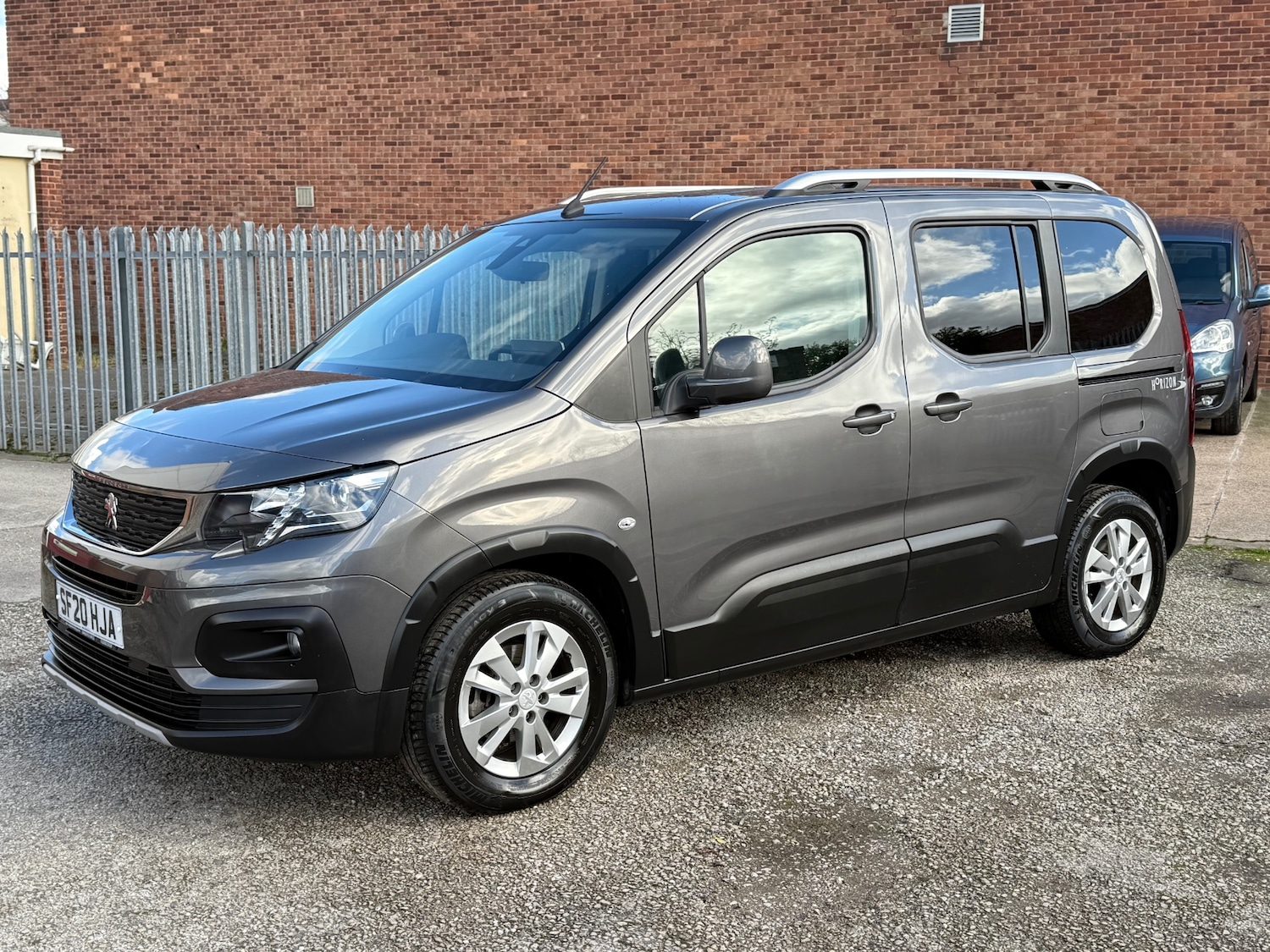 Used Peugeot Rifter 2020 for sale - 76366628: Photo 5