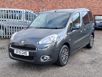 Used Peugeot Partner Tepee 2015 for sale - 79126008: Photo