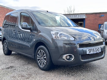 Used Peugeot Partner Tepee 2015 for sale - 79126008: Photo
